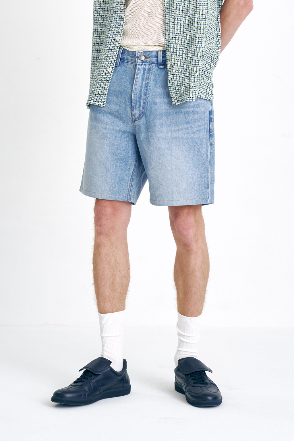 Blue Cone Short Jeans